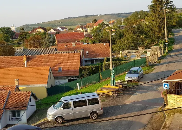 Apartman Anna S Vinnym Sklepem Pouzdrany
